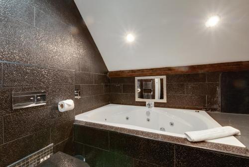 Boutique 56 Image