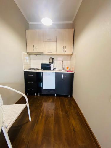 Una cocina o zona de cocina en 9 Borbalo Street Apartment with terrace
