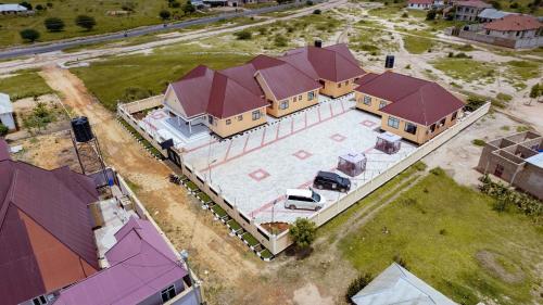 Φωτογραφία από το άλμπουμ του Dodoma Shine Lodge σε Ντοντόμα