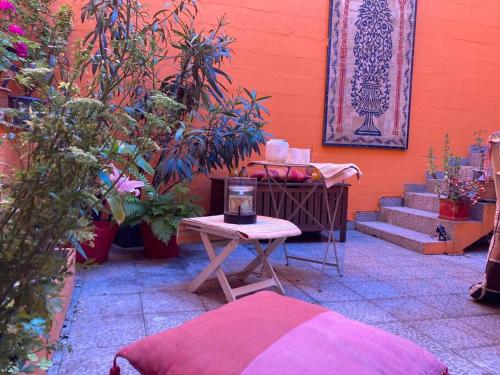 Photo de la galerie de l'établissement quiet duplex house downtown Bordeaux, à Bordeaux