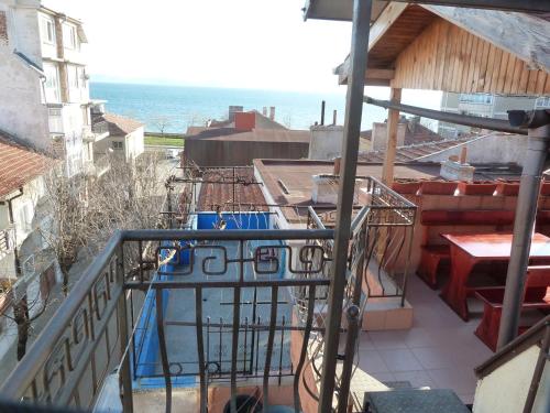 Γενική θέα στη θάλασσα ή θέα στη θάλασσα από  αυτός ο ξενώνας