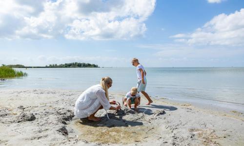 Soal Beach Resort – Photos 3