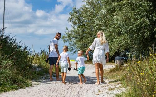 Soal Beach Resort – Photos 2
