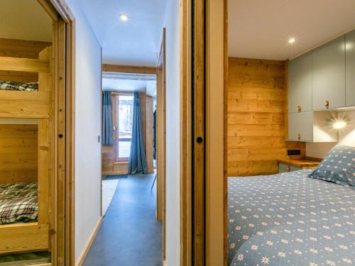 Appartement rénové 2022 avec wifi, balcon sud, 5 pers, équipements famille, proche commodités