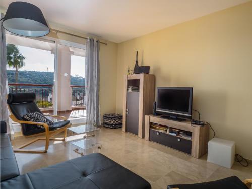 2174-Huge 3 bedrooms with terrace and pool