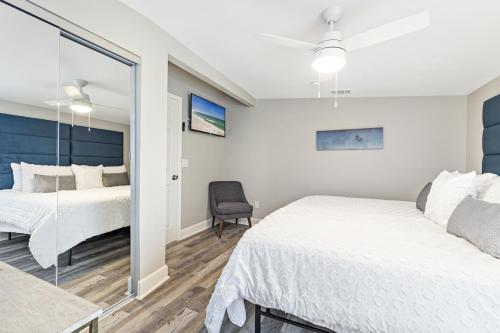 Katil atau katil-katil dalam bilik di Coastal Dreams Beach House