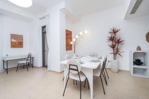 Dominant View of Dubai Marina