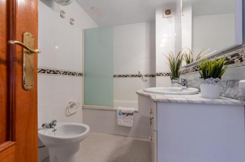 A bathroom at Formentor Arysal III