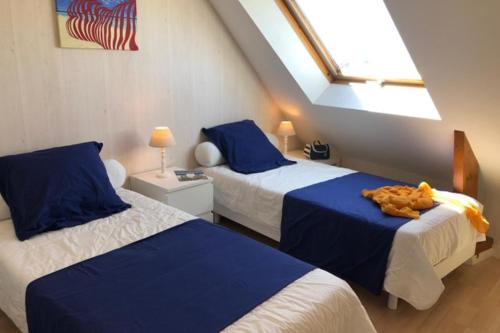 Bright and quiet nest with terrace near beaches