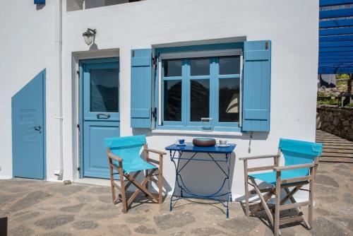 Balkón nebo terasa v ubytování Kolimpithres beach house