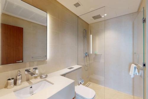 Koupelna v ubytování Marina Gate 1, Dubai Marina - Chic One Bedroom