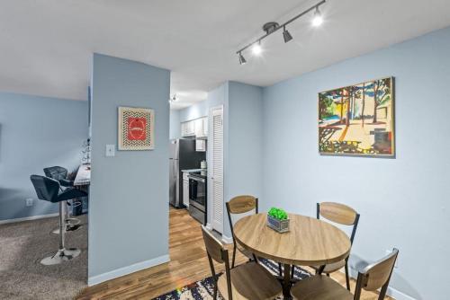 Φωτογραφία από το άλμπουμ του Longer term option 1 Bed by Clear Lake, NASA and Kemah σε Seabrook
