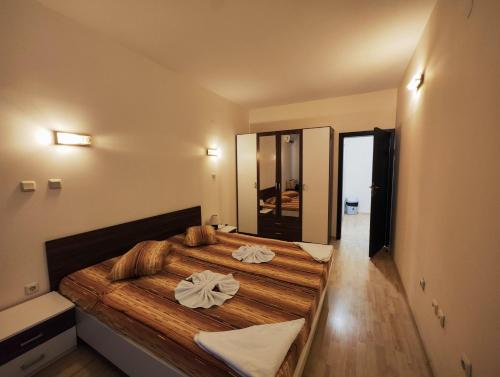 Ліжко або ліжка в номері Europroperties Yalta Apartments
