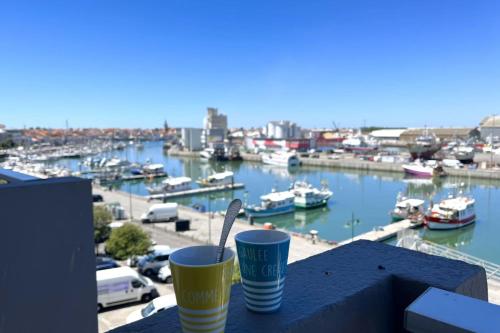 Pretty and bright studio with view on the harbor