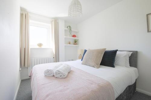 Gallery image of StayRight 2Bed Apartment Overlooking Water with Free parking and 2 Bathrooms in Cardiff