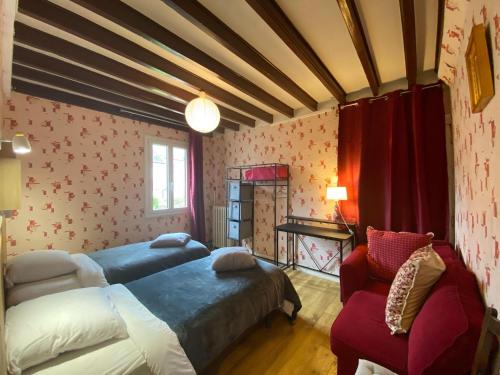 Χώρος καθιστικού στο Holiday Home in Etretat near Beach & Cliffs