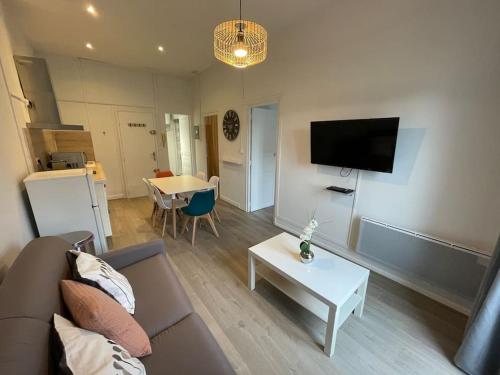 Cosy & Clim Parfait jusqu'à 6 voyageurs bus gare shopping centre