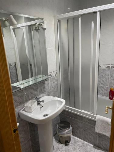 Koupelna v ubytování Apartamentos Coronichi
