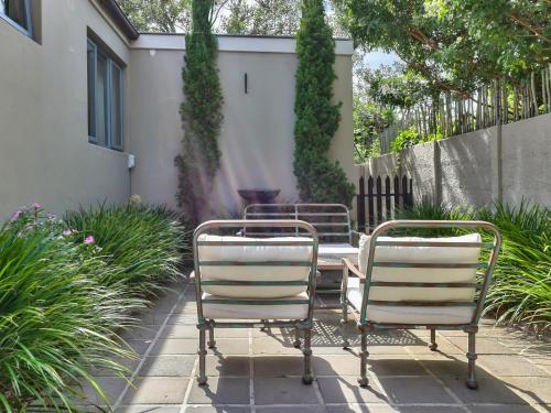 Κήπος έξω από το Villa Jesdene