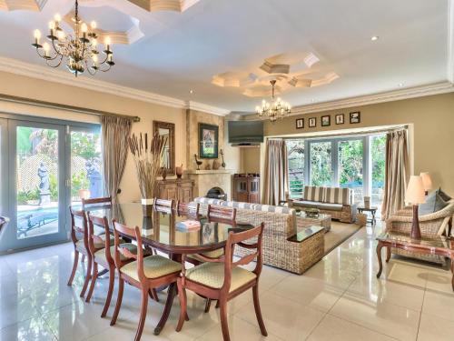 Χώρος καθιστικού στο Villa Jesdene
