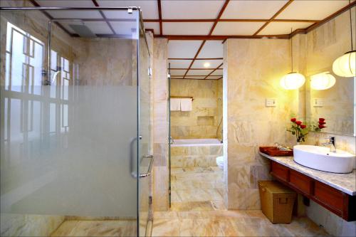 Gallery image of Thanh Van 1 Hotel in Hoi An