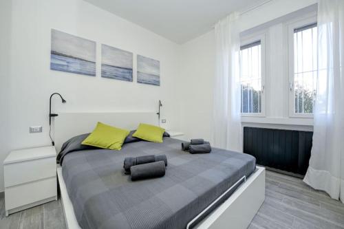 Ένα ή περισσότερα κρεβάτια σε δωμάτιο στο Virgo Suite Apartment