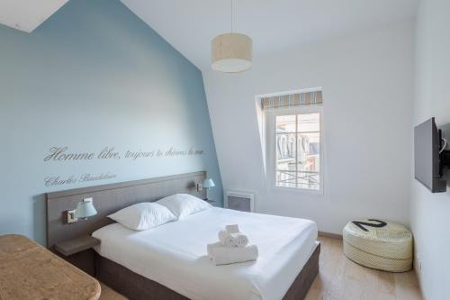 Photo de la galerie de l'établissement LE DECK - Magnifique appartement de 100m2 en bail mobilité, à Saint-Malo