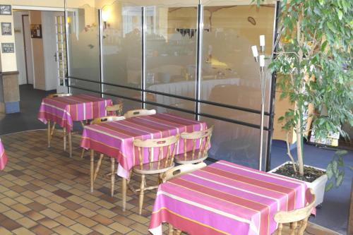 Hôtel Restaurant Des Lys – Photos 4