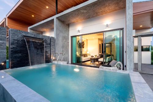 Bazén v ubytování The cozy private pool villa nebo v jeho okolí