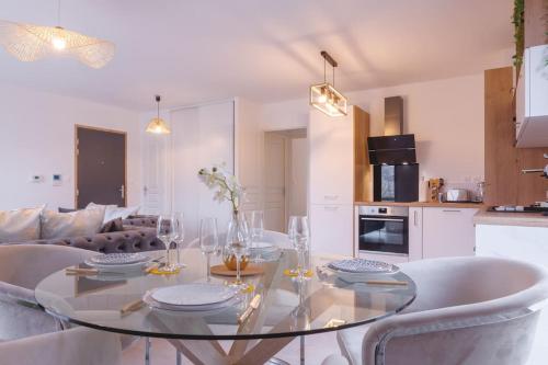 Superbe appartement 2 chambres - parking gratuit