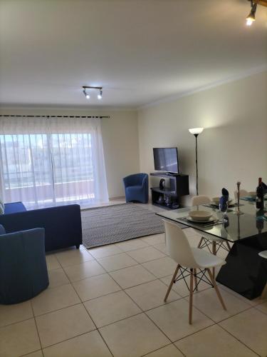 T2 Infante AC wifi Garagem 50m Praia