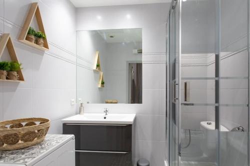 L22 Studio Jean-Medecin 3 mins to the beach AC & WIFI