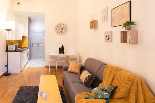 L22 Studio Jean-Medecin 3 mins to the beach AC & WIFI