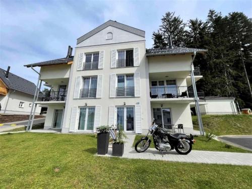 Apartment Lakeside Village 12 by Interhome