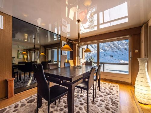 Appartement spacieux, proche des pistes, balcon, WIFI inclus