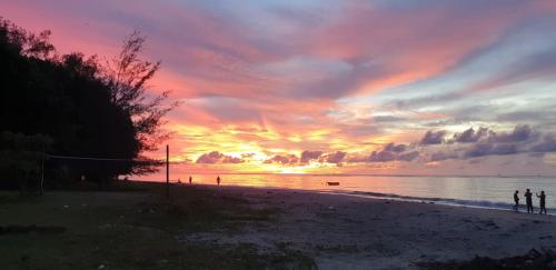 Gallery image of Private Beach House with Sunset View @ Kuala Penyu Sabah in Kampong Tidong