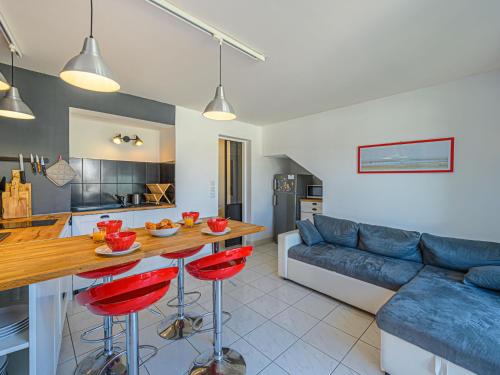 Posedenie v ubytovaní Apartment Kermarine by Interhome