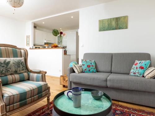 Posedenie v ubytovaní Apartment L'Emeraude by Interhome