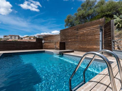 Bazén v ubytovaní Apartment Le Neptune by Interhome alebo v jeho blízkosti