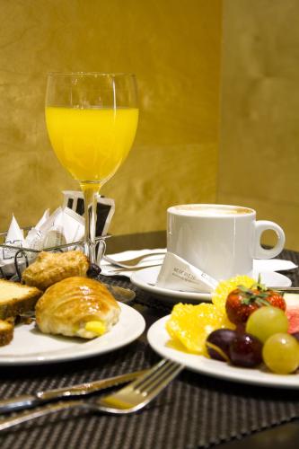 Mad på hotellet eller i nærheden