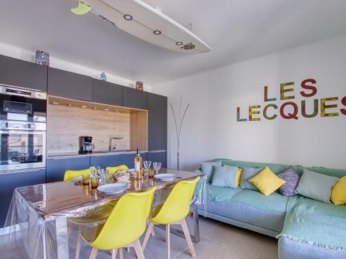 Zdjęcie z galerii obiektu Apartment Provence Parc-8 by Interhome w mieście Saint-Cyr-sur-Mer