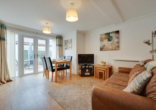 Teal Cottage – Photos 2