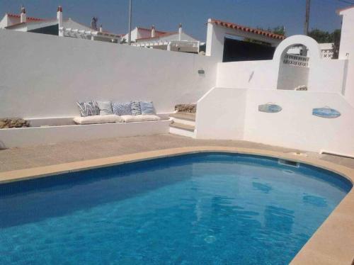 Private beautiful house - ( nice swimming Pool)