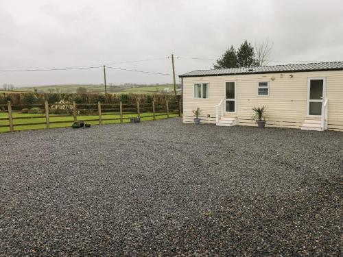 Plembury Cottage Caravan – Photos 2