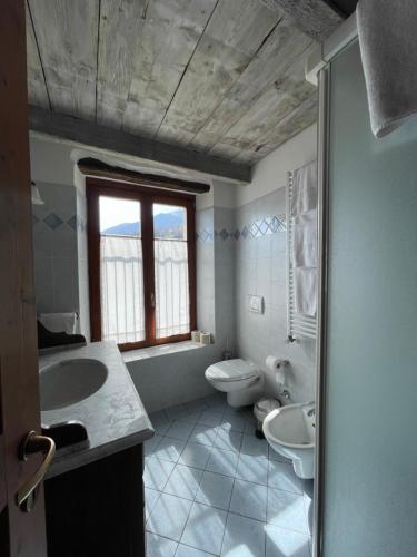 Koupelna v ubytování Hotel La Torre