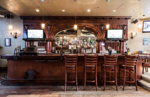 Kingston Hotel Image