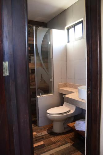Ένα μπάνιο στο Ria Aayin Apartments