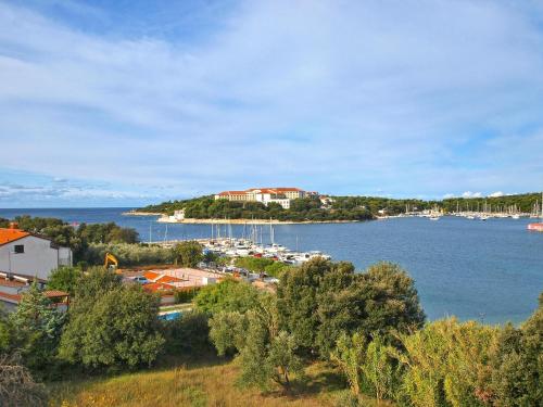Apartments by the sea Pjescana Uvala, Pula - 20800