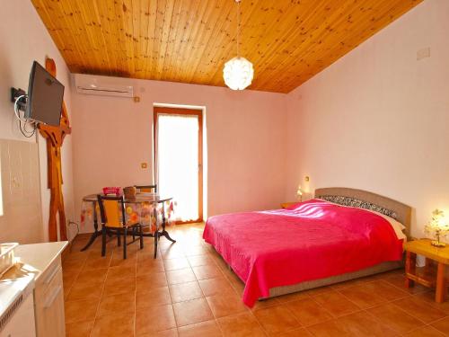 Apartments by the sea Pjescana Uvala, Pula - 20800