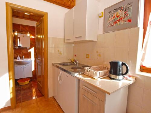 Apartments by the sea Pjescana Uvala, Pula - 20800